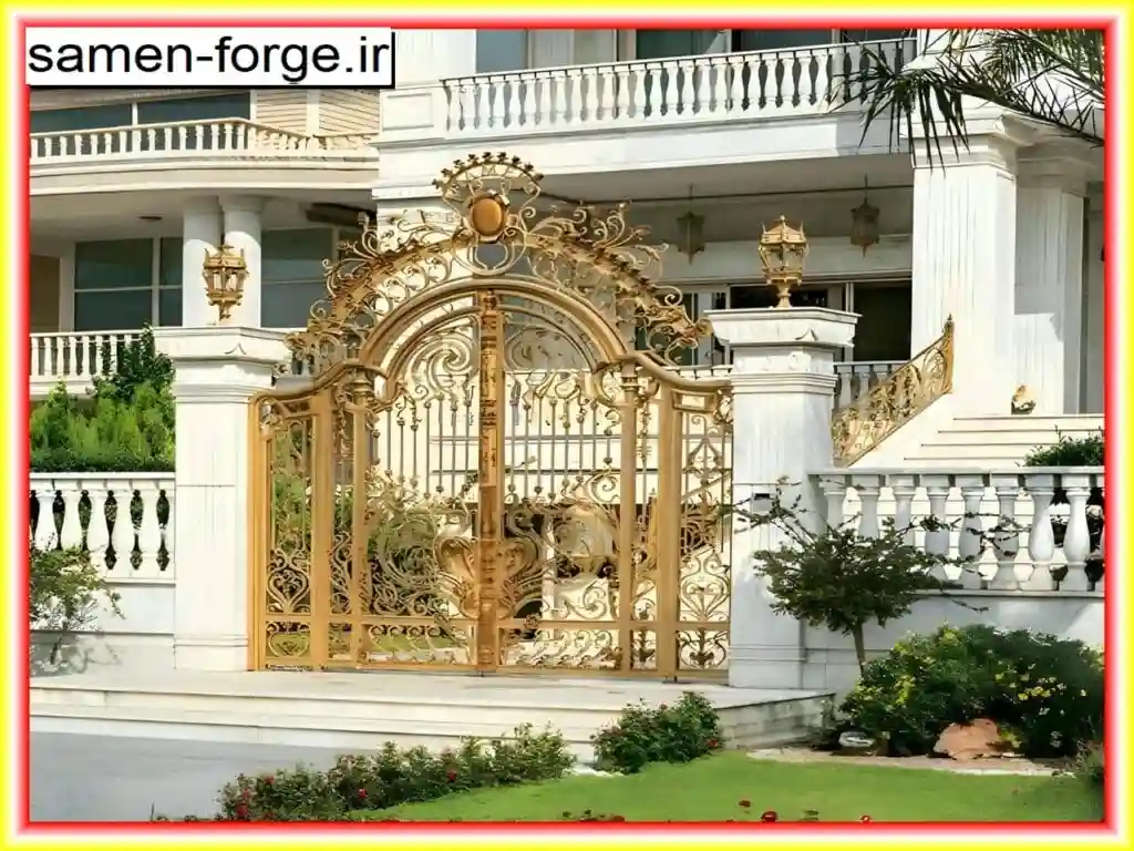 انواع درب حیاط آهنی و فلزی برای ورودی خانه و باغ ویلا
