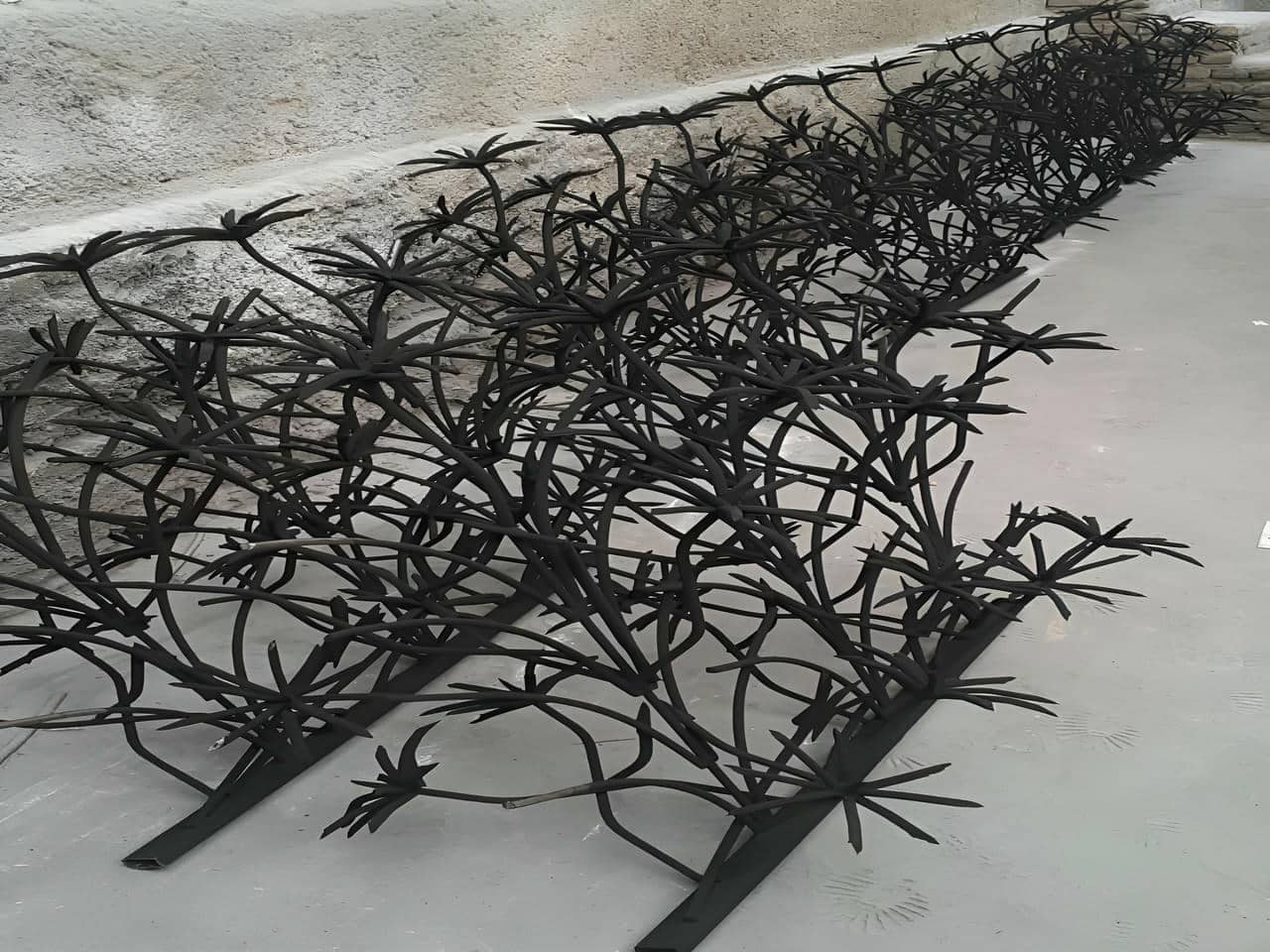 fence wall protection deer antler spear dr