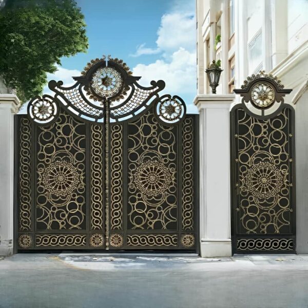 درب فرفورژه مدل ورساچه با طراحی کلاسیک