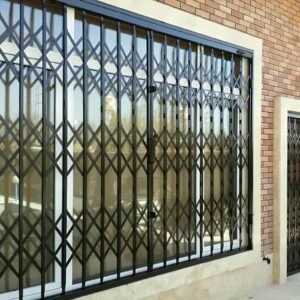 درب حفاظ آکاردئونی در شهریار