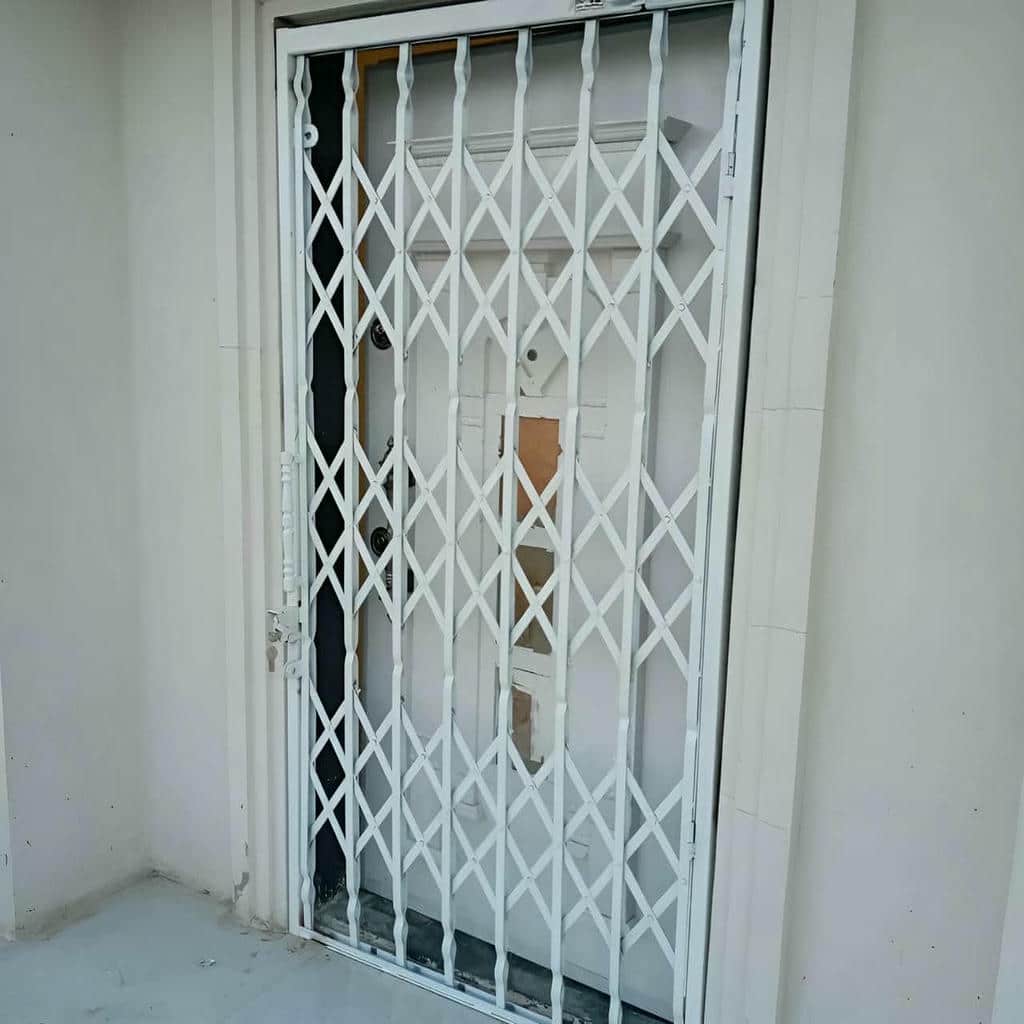 خرید درب حفاظ آکاردئونی ضدسرقت در کاشان