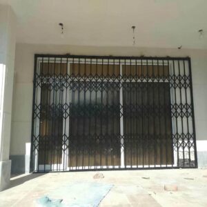 درب حفاظ آکاردئونی در استان گلستان