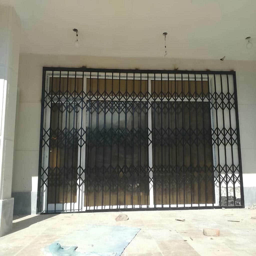 درب حفاظ آکاردئونی در استان گلستان
