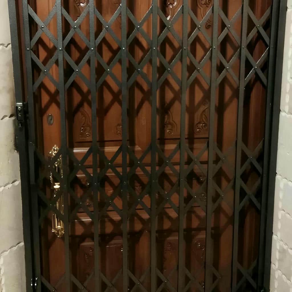 خرید درب حفاظ آکاردئونی ضدسرقت در قم
