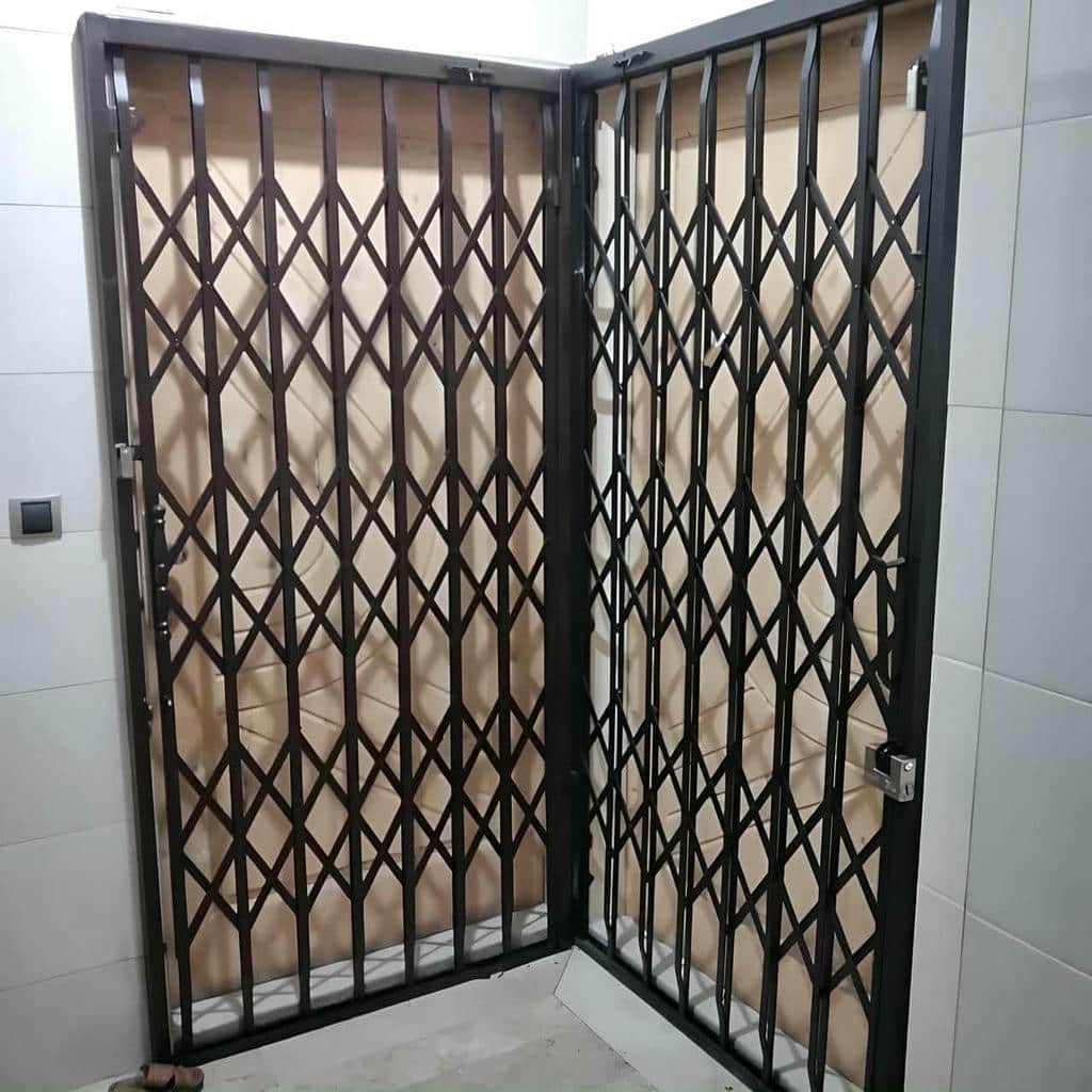درب حفاظ آکاردئونی در ملارد