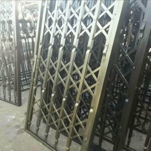 درب حفاظ آکاردئونی در هشتگرد
