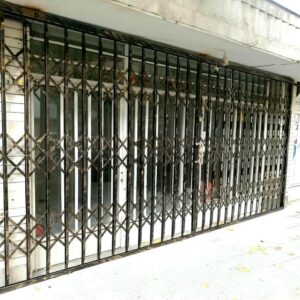 درب حفاظ آکاردئونی در همدان