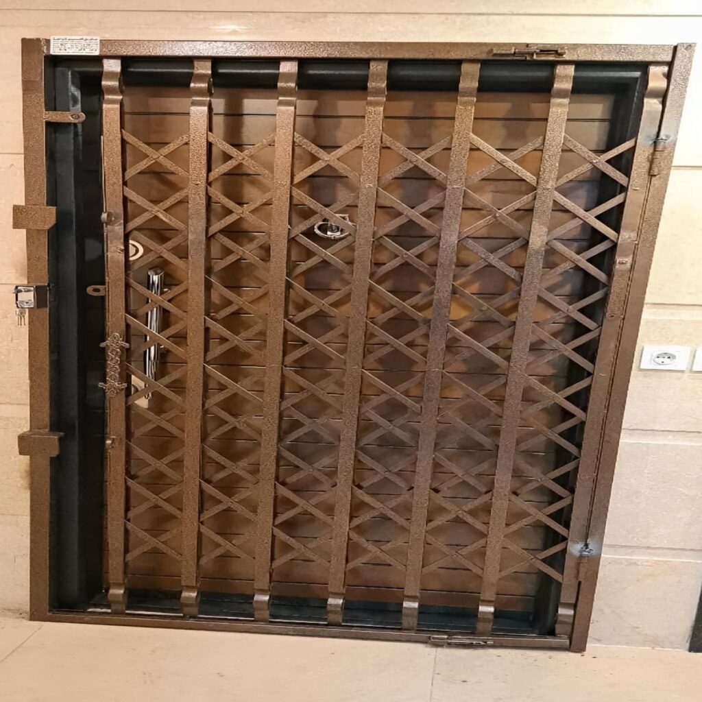خرید درب آکاردئونی ضد سرقت با بررسی نکات مهم سفارش