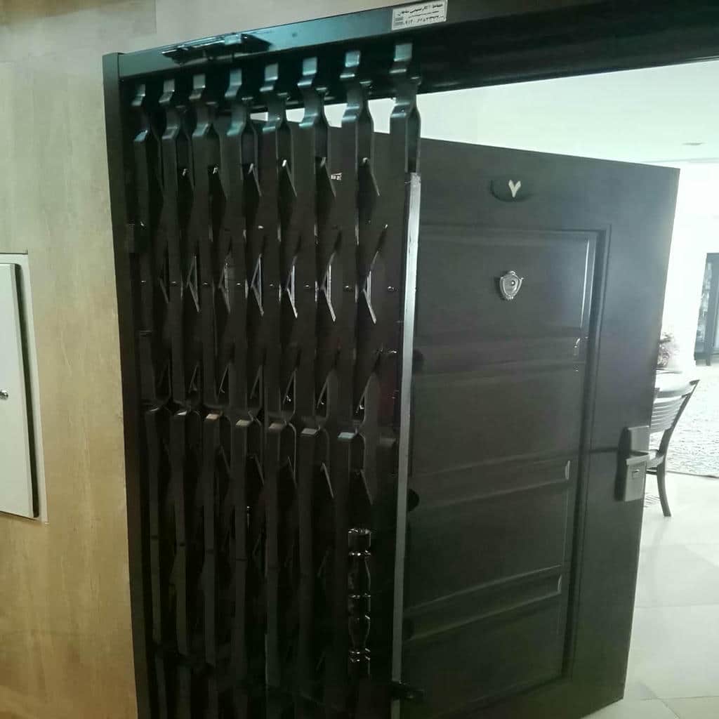 قیمت درب حفاظ آکاردئونی ریلی تاشو در ایرانشهر