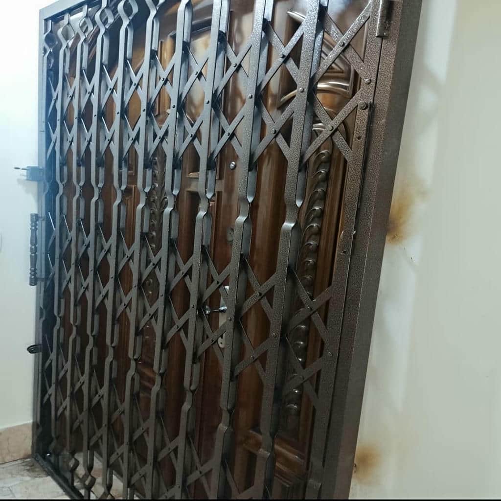 قیمت درب حفاظ آکاردئونی ریلی تاشو در محمودآباد