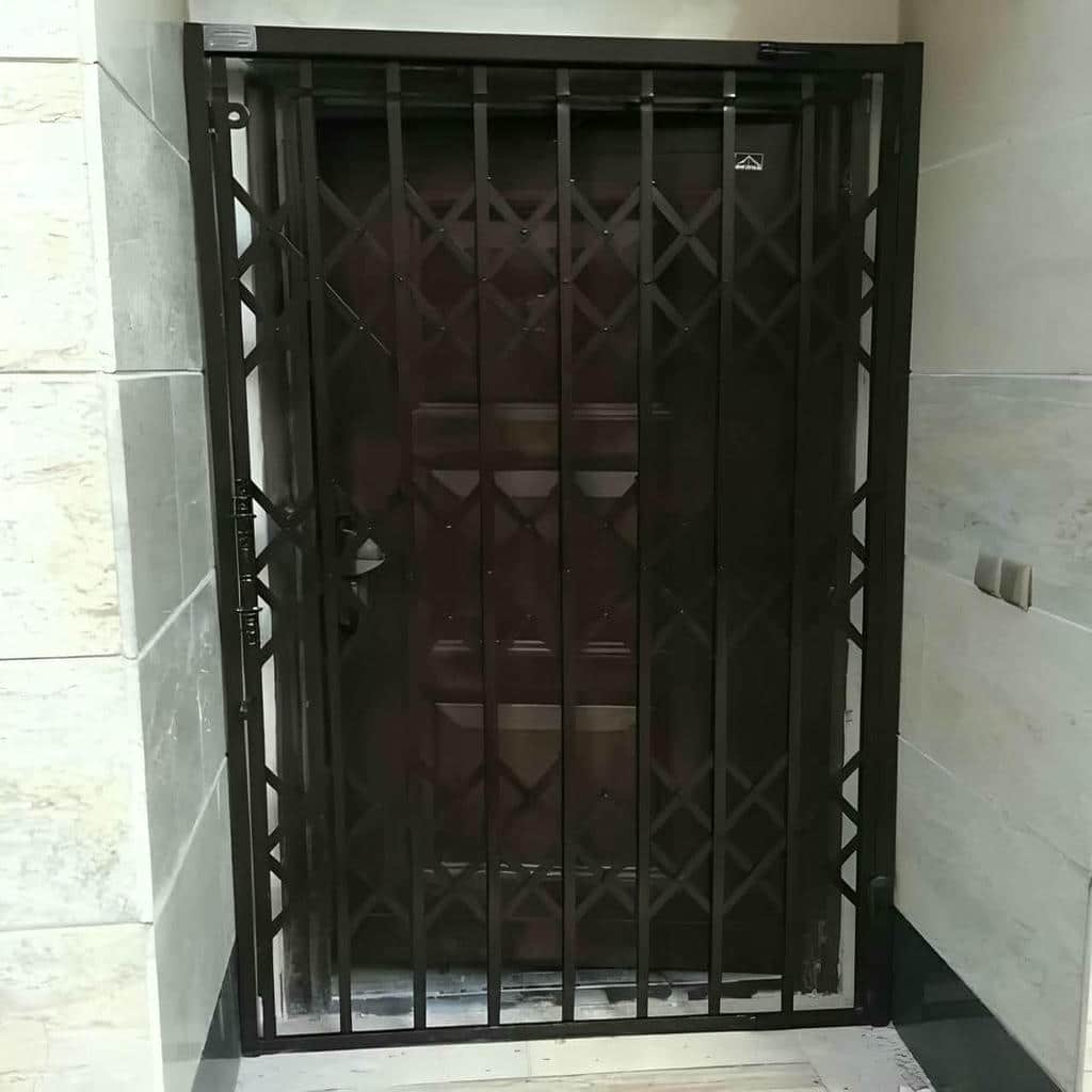 کارخانه درب حفاظ آکاردئونی رنگ آمیزی باکیفیت در گنبدکاووس