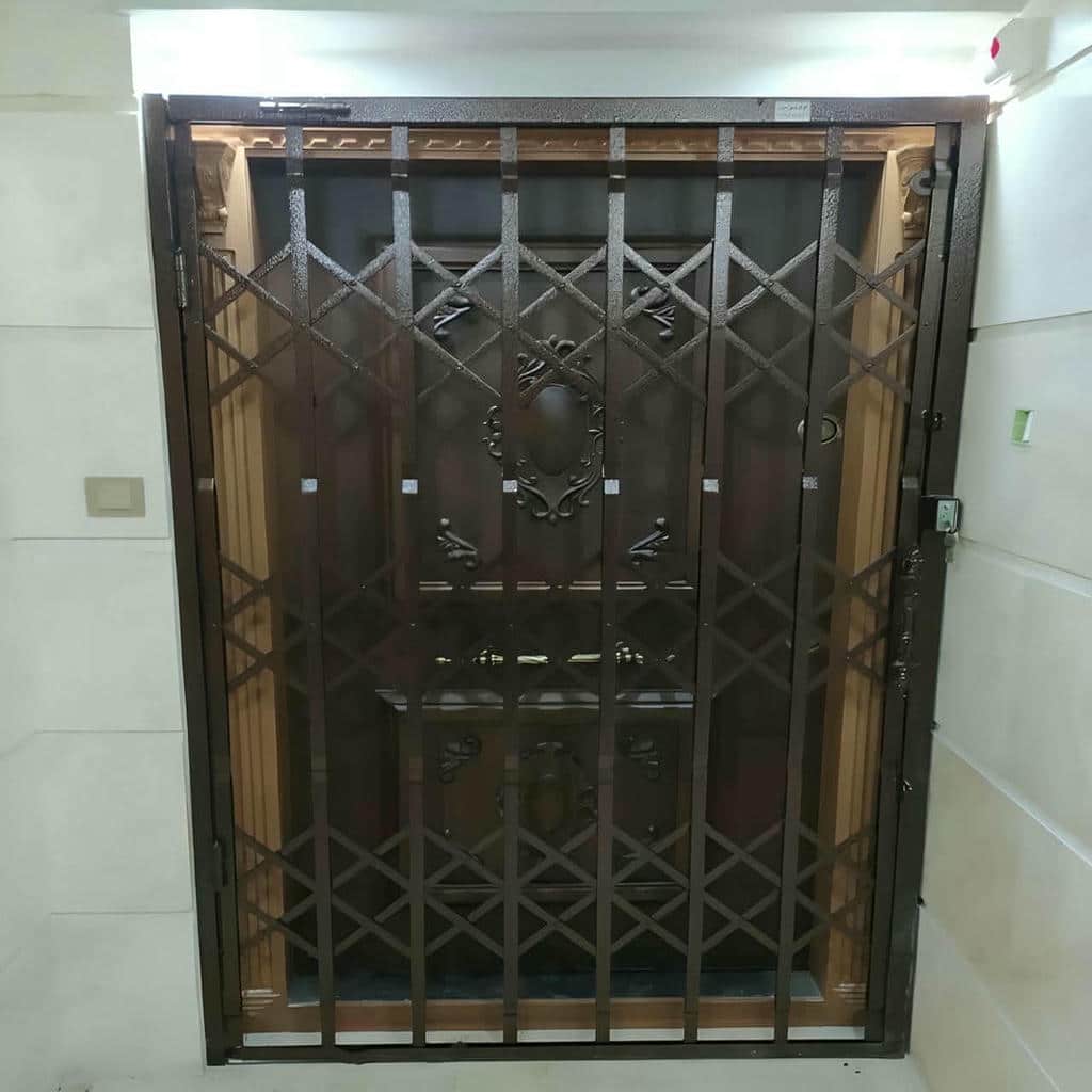 خرید درب حفاظ آکاردئونی ضدسرقت در یاسوج