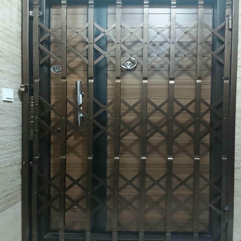 قیمت درب حفاظ آکاردئونی ریلی تاشو در بندرعباس