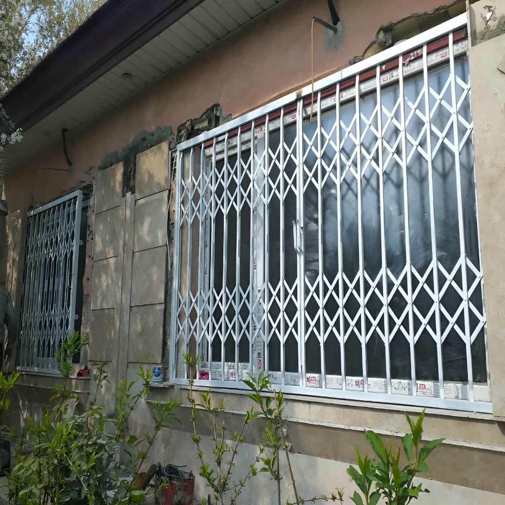 درب حفاظ آکاردئونی در آمل