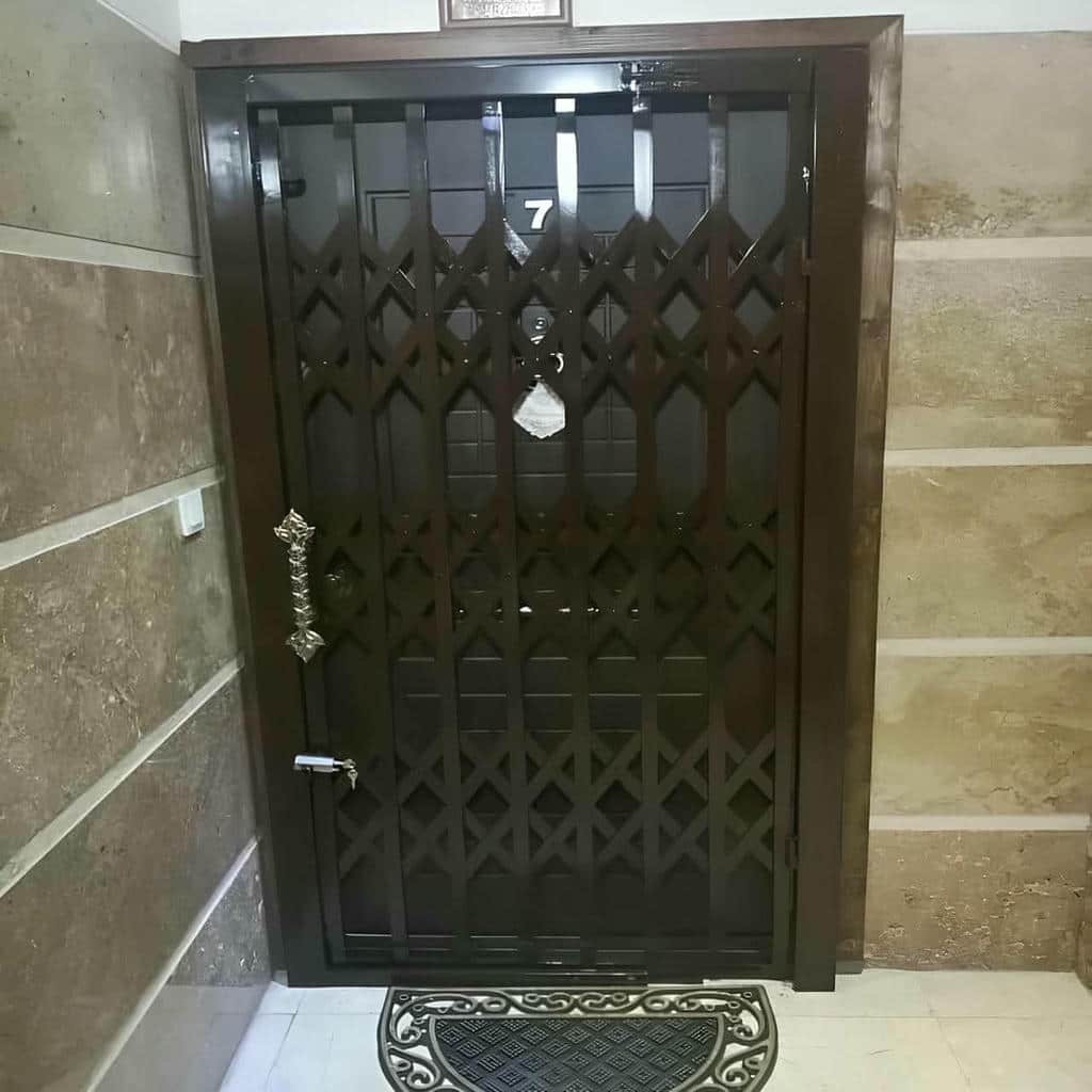 خرید درب حفاظ آکاردئونی ضدسرقت در یزد