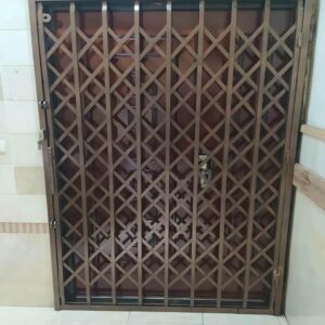 درب حفاظ آکاردئونی در اشتهارد