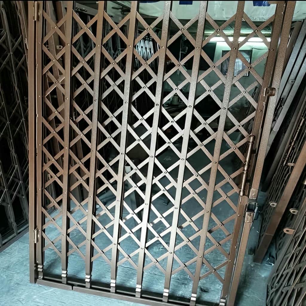 کارخانه درب حفاظ آکاردئونی لوکس در ملارد