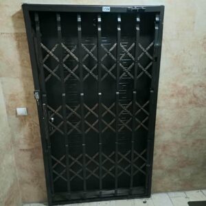 درب حفاظ آکاردئونی در گنبدکاووس