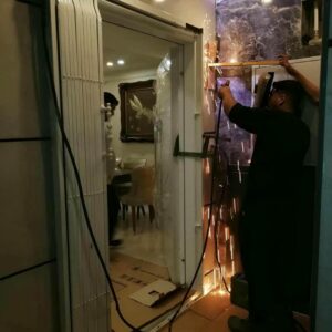 درب حفاظ آکاردئونی در اردبیل