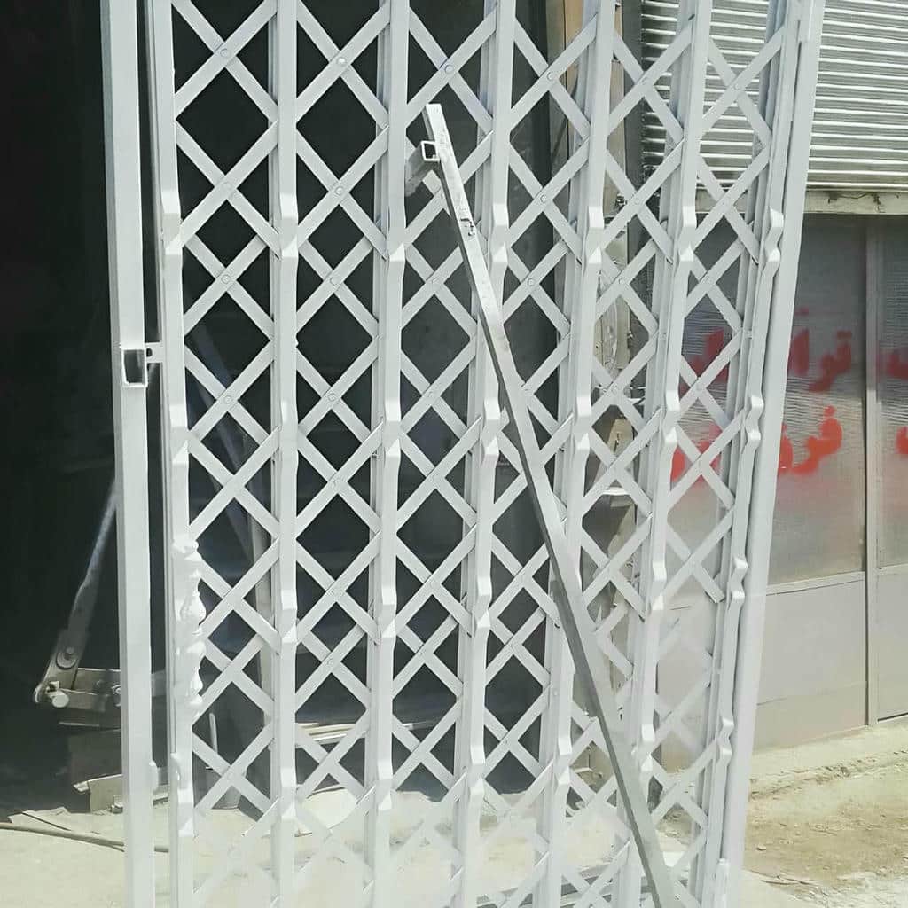 قیمت درب حفاظ آکاردئونی ریلی تاشو در زاهدان
