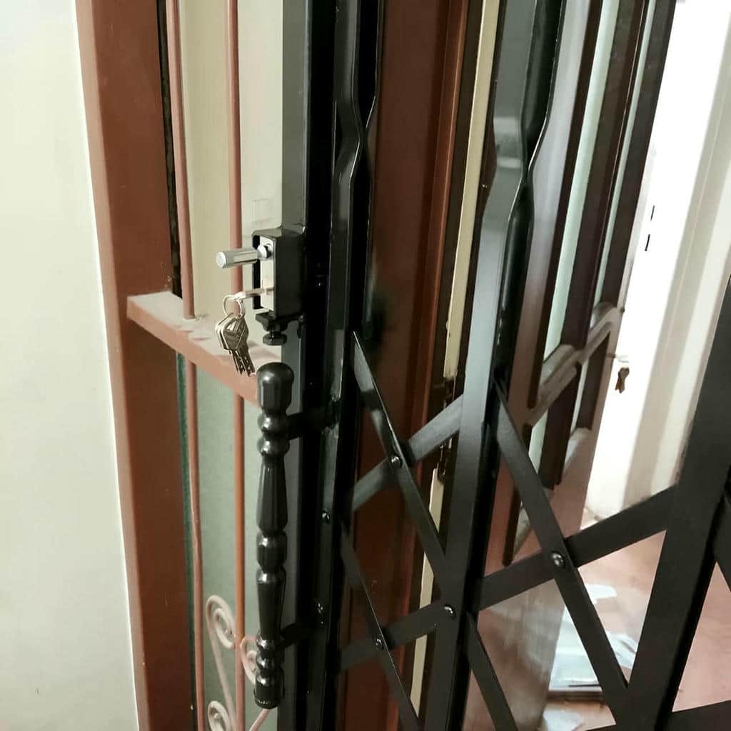 فروش درب حفاظ آکاردئونی ریل روان در سمنان