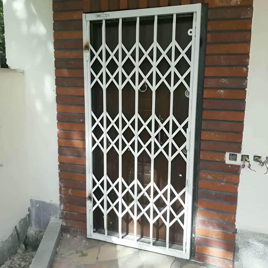 خرید درب حفاظ آکاردئونی ضدسرقت در بندر دیلم