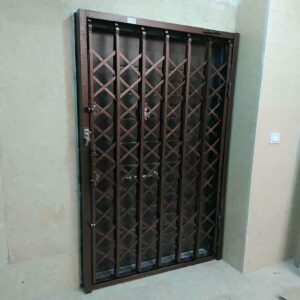 درب حفاظ آکاردئونی در محمودآباد