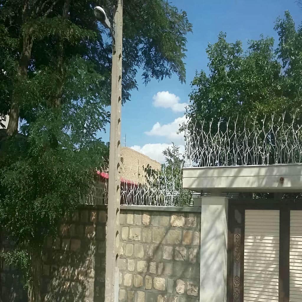نصب حفاظ شاخ گوزنی فلزی جوش دقیق در اندیشه نصب حفاظ شاخ گوزنی فلزی جوش دقیق در اندیشه