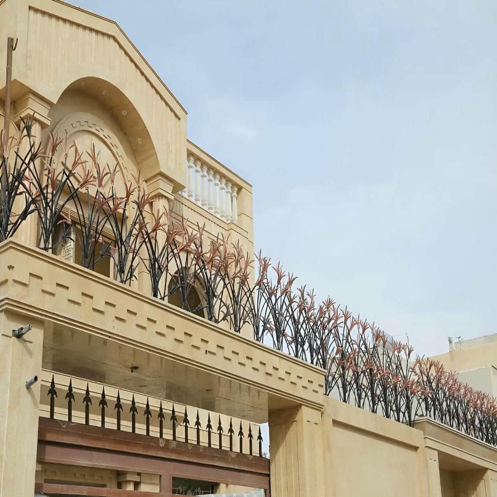 حفاظ شاخ گوزنی در بندر لنگه