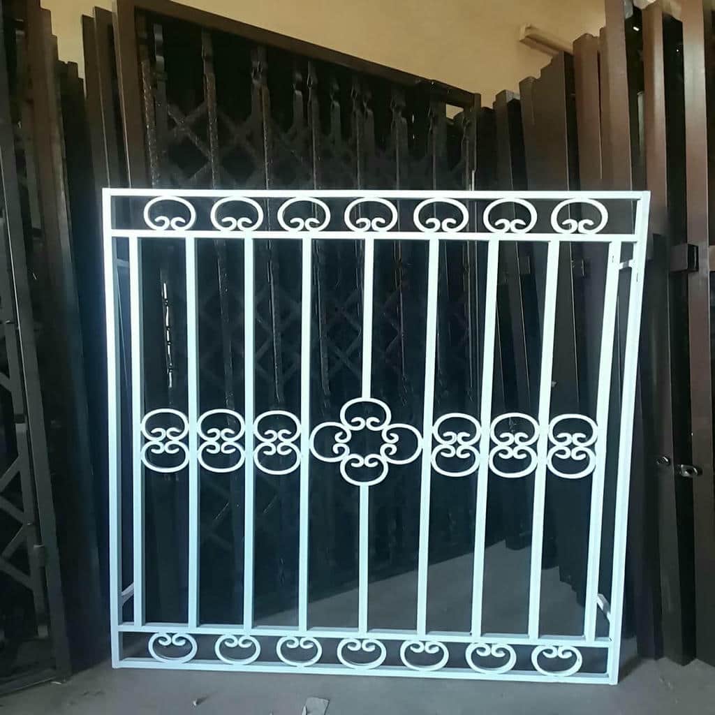حفاظ پنجره در پرند حفاظ پنجره در پرند