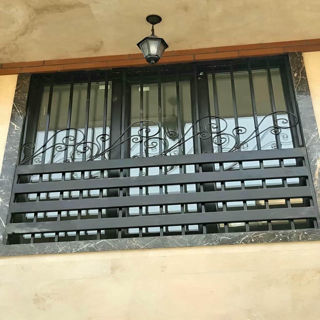 حفاظ پنجره فرفورژه در ارومیه