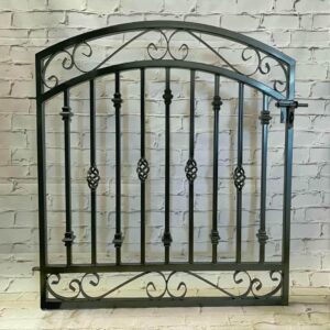 حفاظ پنجره فرفورژه در ساری