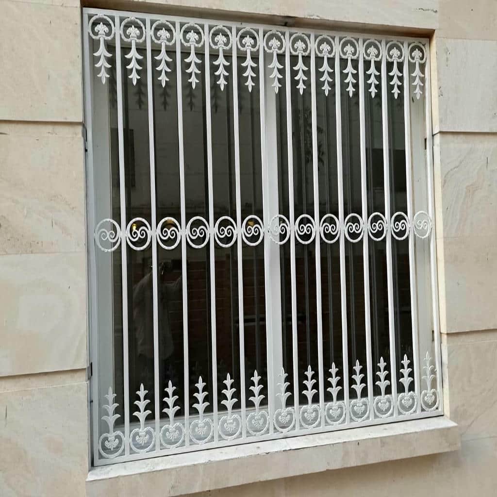 نصب حفاظ پنجره فرفورژه بازشو در بندر بوشهر