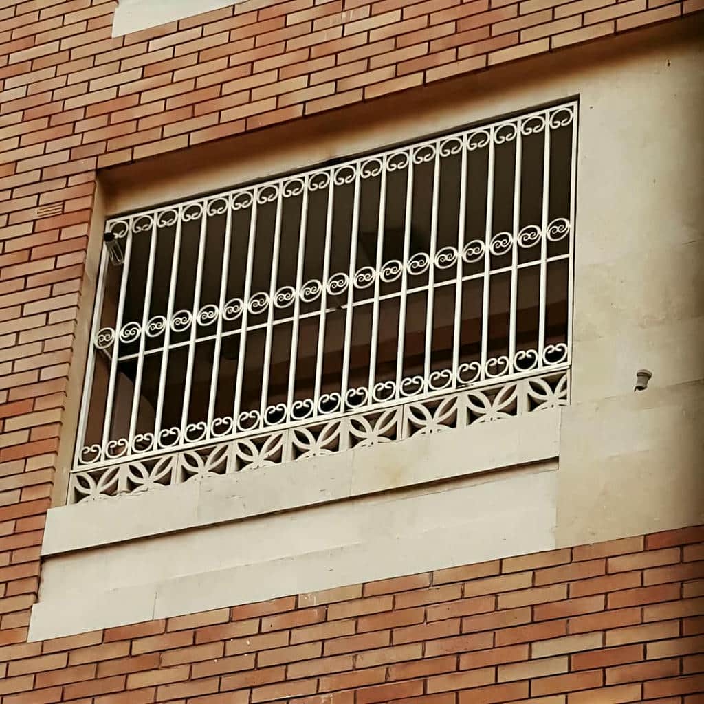 حفاظ پنجره فرفورژه در بندرعباس