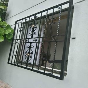 حفاظ پنجره فرفورژه در محمدشهر