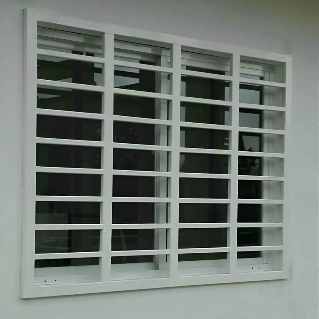 خرید حفاظ پنجره فرفورژه کلاسیک در ایرانشهر