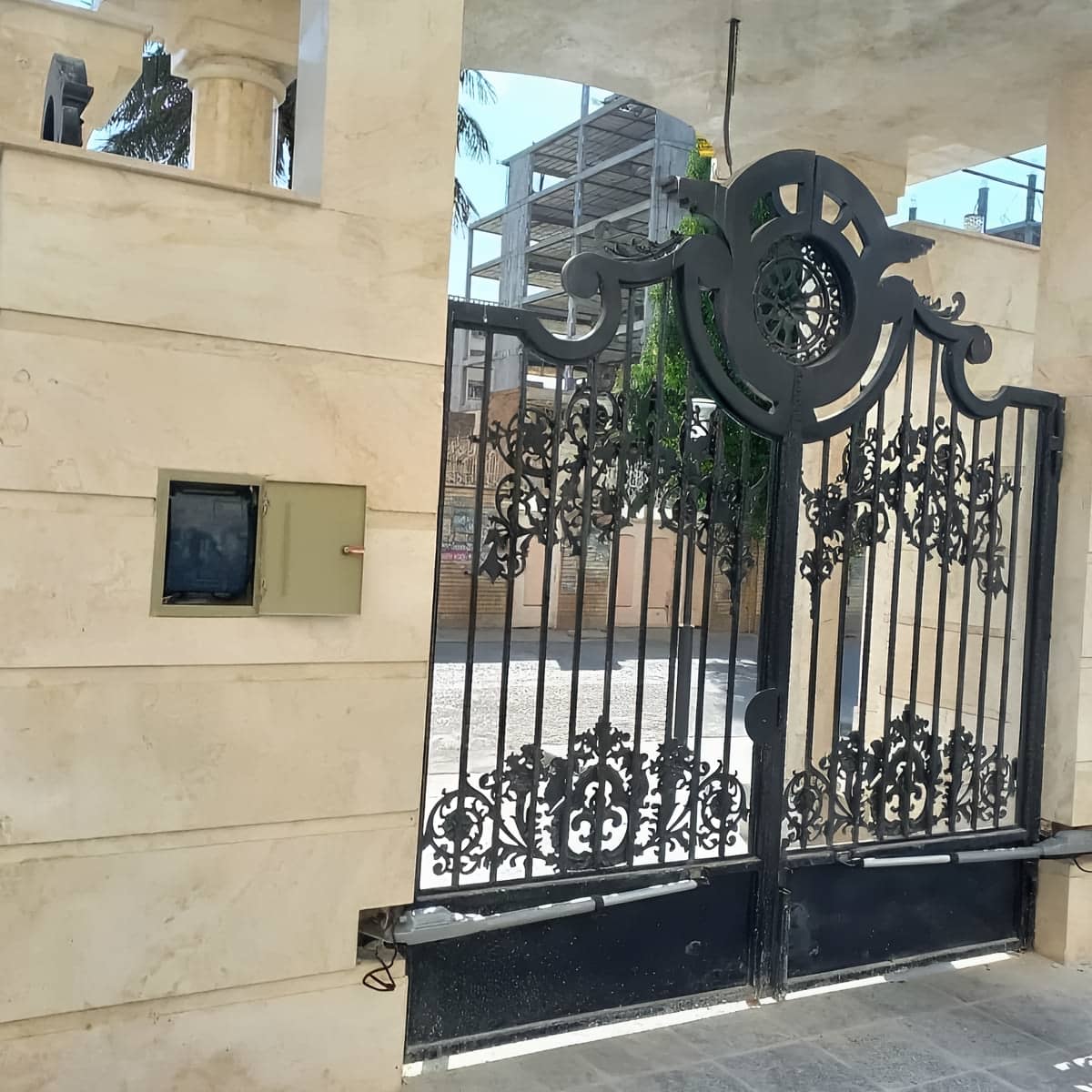 جک درب پارکینگ در بابل