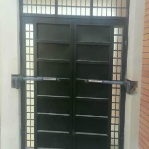 جک درب پارکینگ در زاهدان