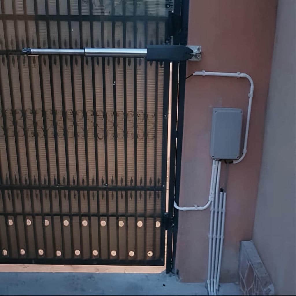 جک درب پارکینگ در رفسنجان