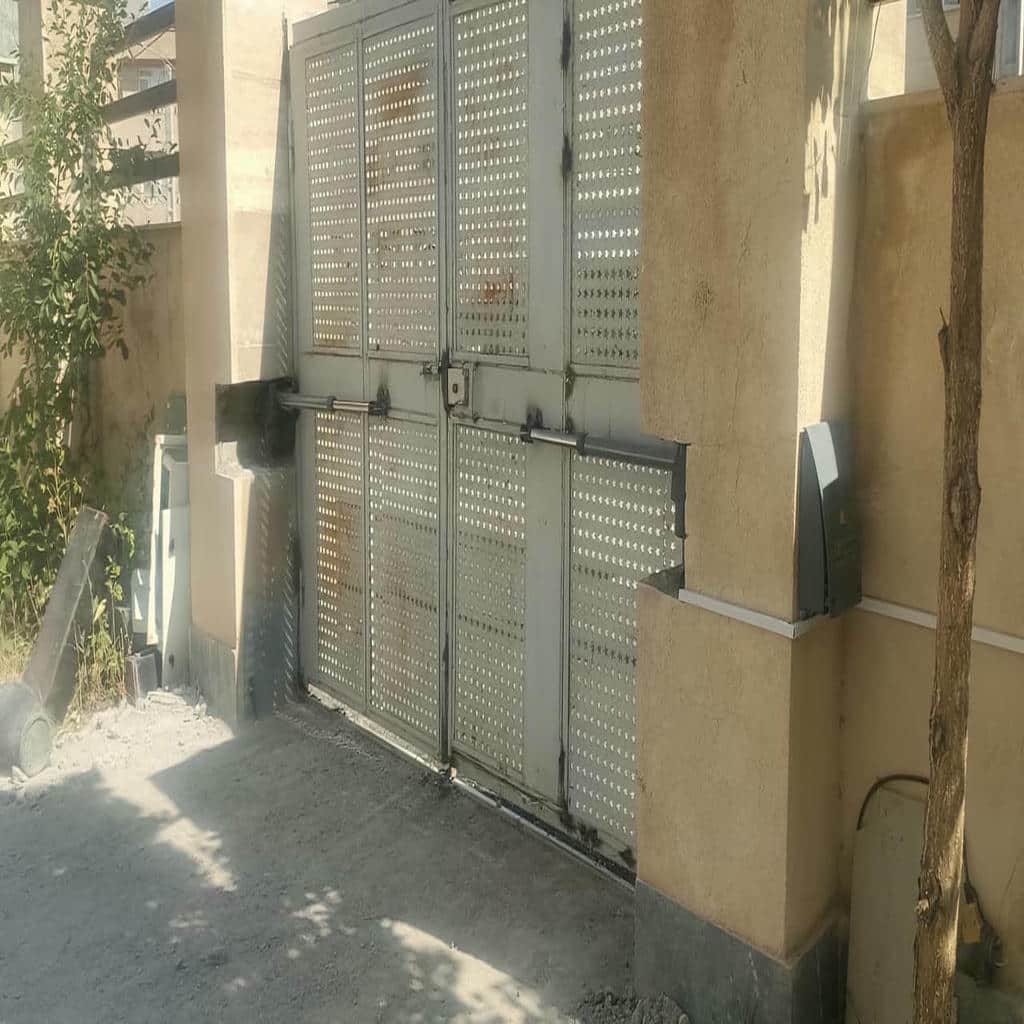 نصب جک درب پارکینگ هوشمند در فیروزکوه