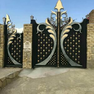درب حیاط فرفورژه در کیش