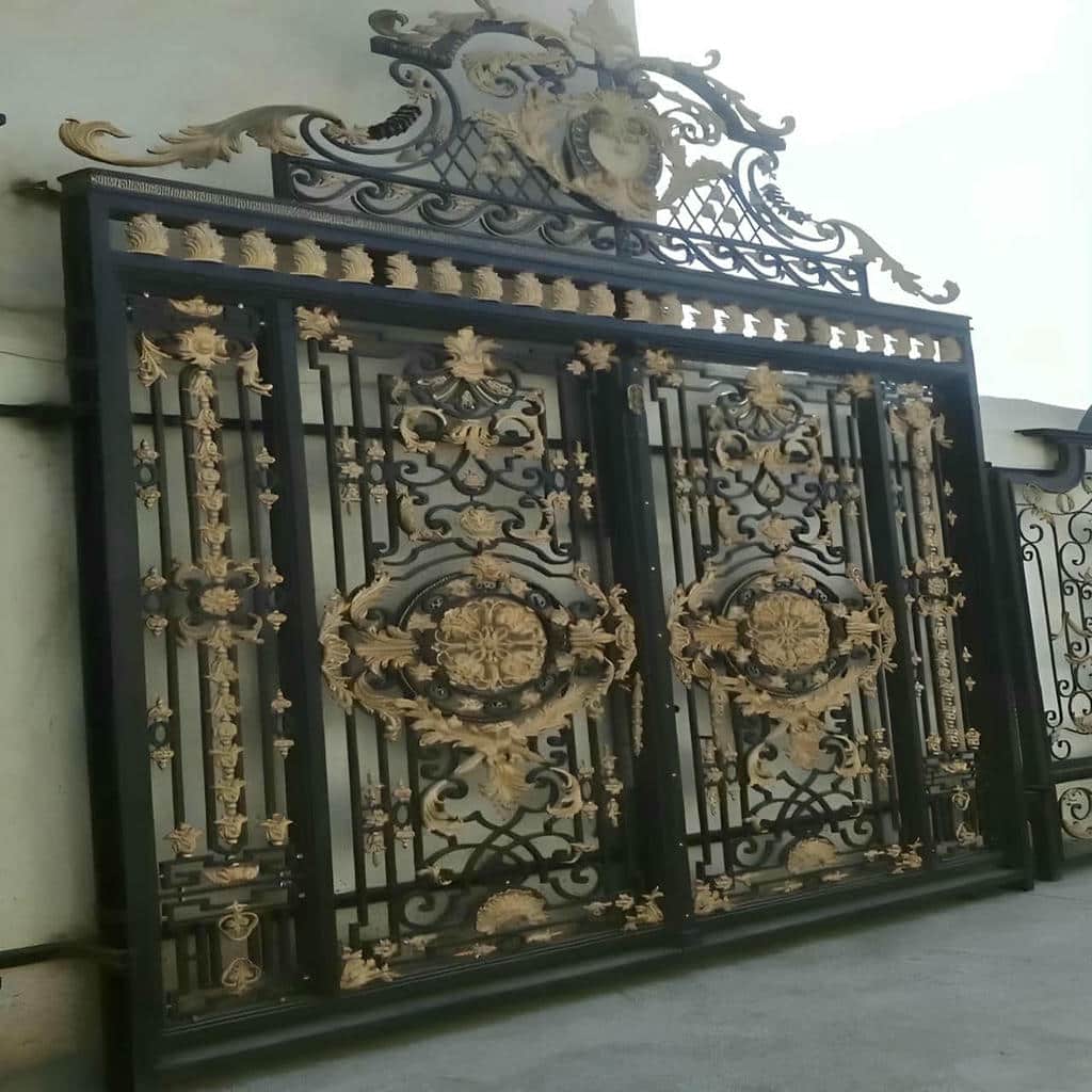 خرید درب ویلایی فرفورژه کلاسیک در رشت