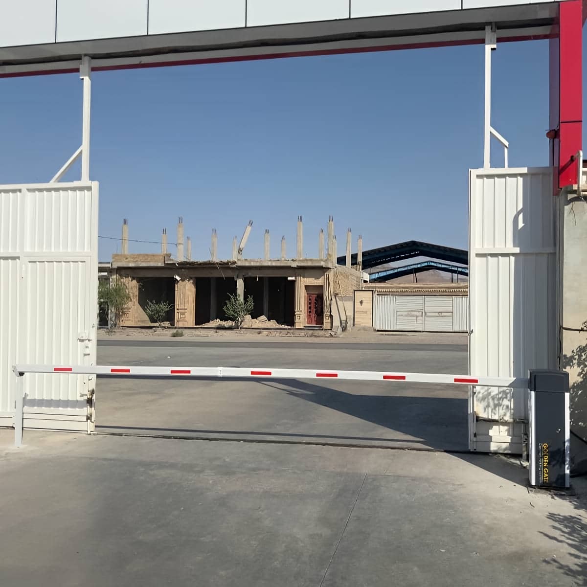 راهبند پارکینگ ریموتی با گیرنده سیگنال قوی