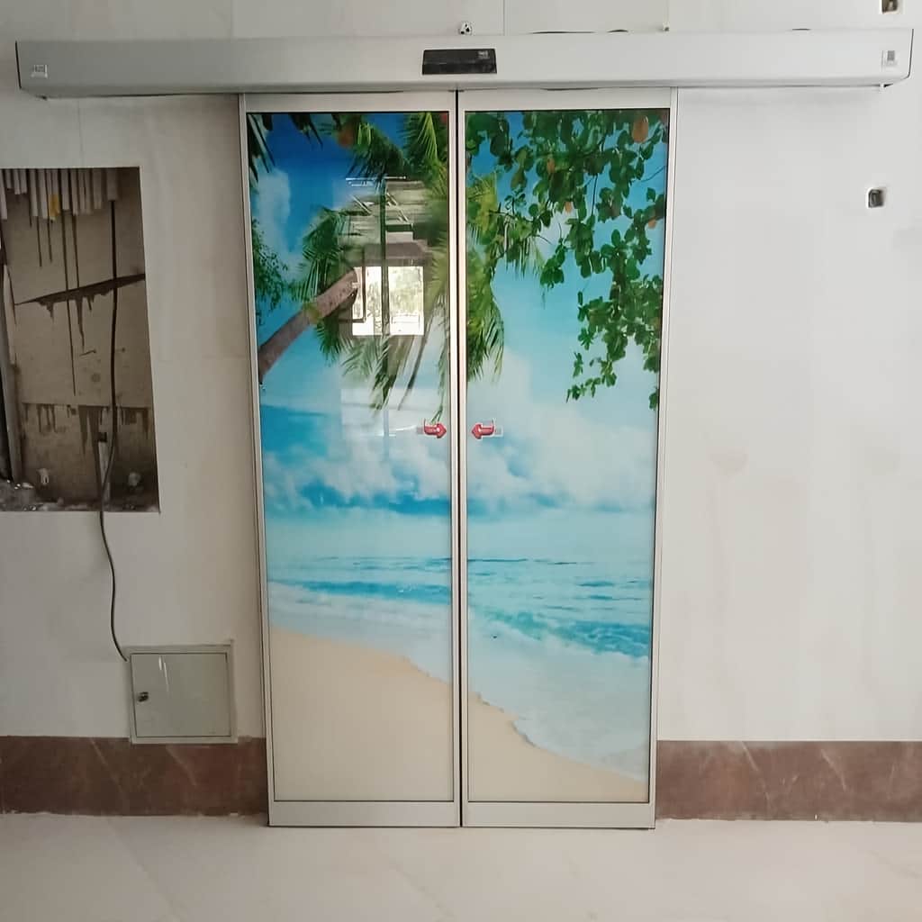 خرید درب شیشه ای تلسکوپی برای مرکز تجاری
