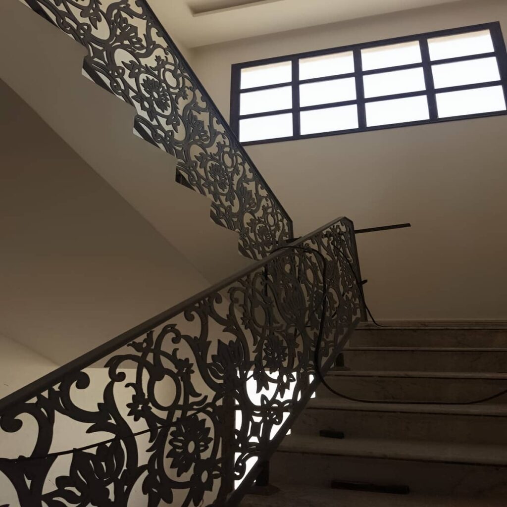 ساخت نرده لیزری سفارشی برای حیاط