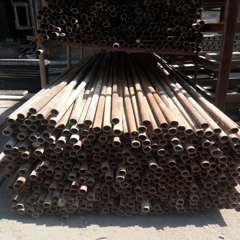 داربست هیئتی برای ایستگاه صلواتی و اسکان عزاداران