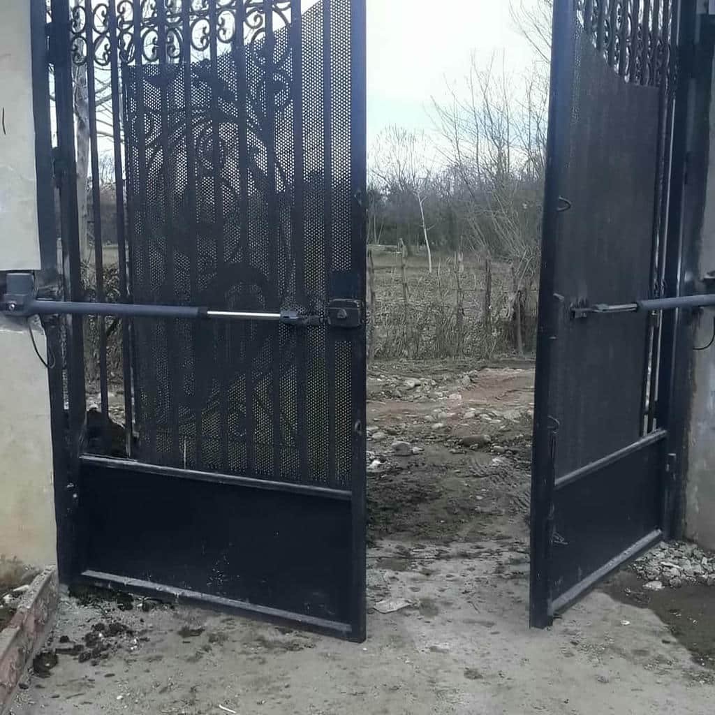 قیمت جک درب پارکینگ با برد کنترل داخل جعبه ایمن قیمت جک درب پارکینگ با برد کنترل داخل جعبه ایمن