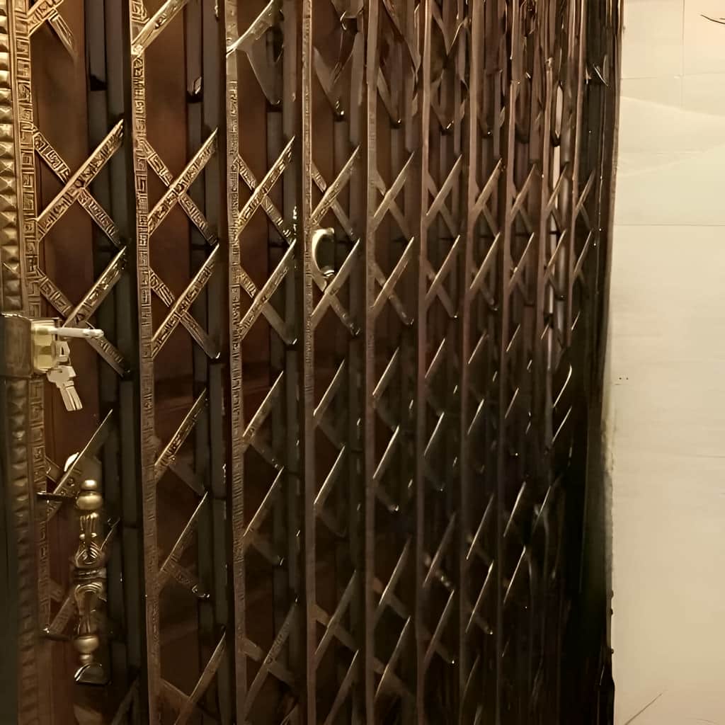 درب آکاردئونی پنج گل دوبل برای کنترل رفتوآمد درب آکاردئونی پنج گل دوبل برای کنترل رفتوآمد