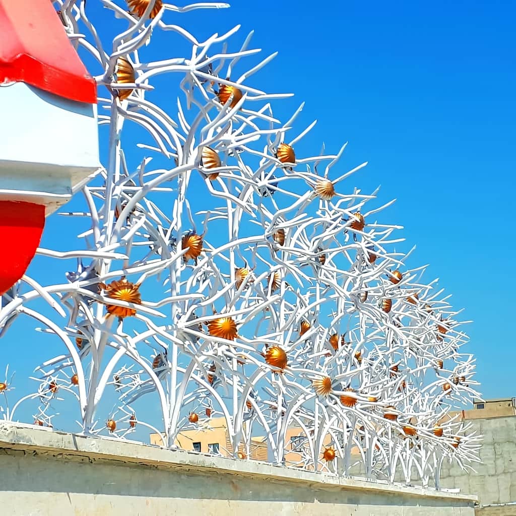 حفاظ آبشاری مرتفع برای دیوار دارای اختلاف سطح