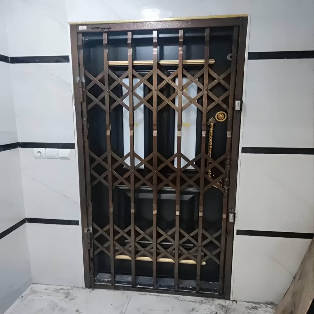 حفاظ آکاردئونی کم جا راهرو با حفظ حریم حفاظ آکاردئونی کم جا راهرو با حفظ حریم